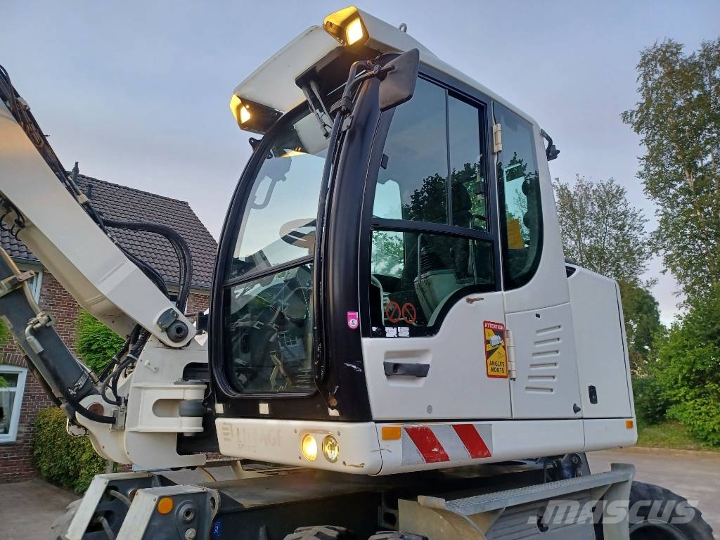 Liebherr A 912 Compact Litronic (4 buckets + forks) Wielgraafmachines