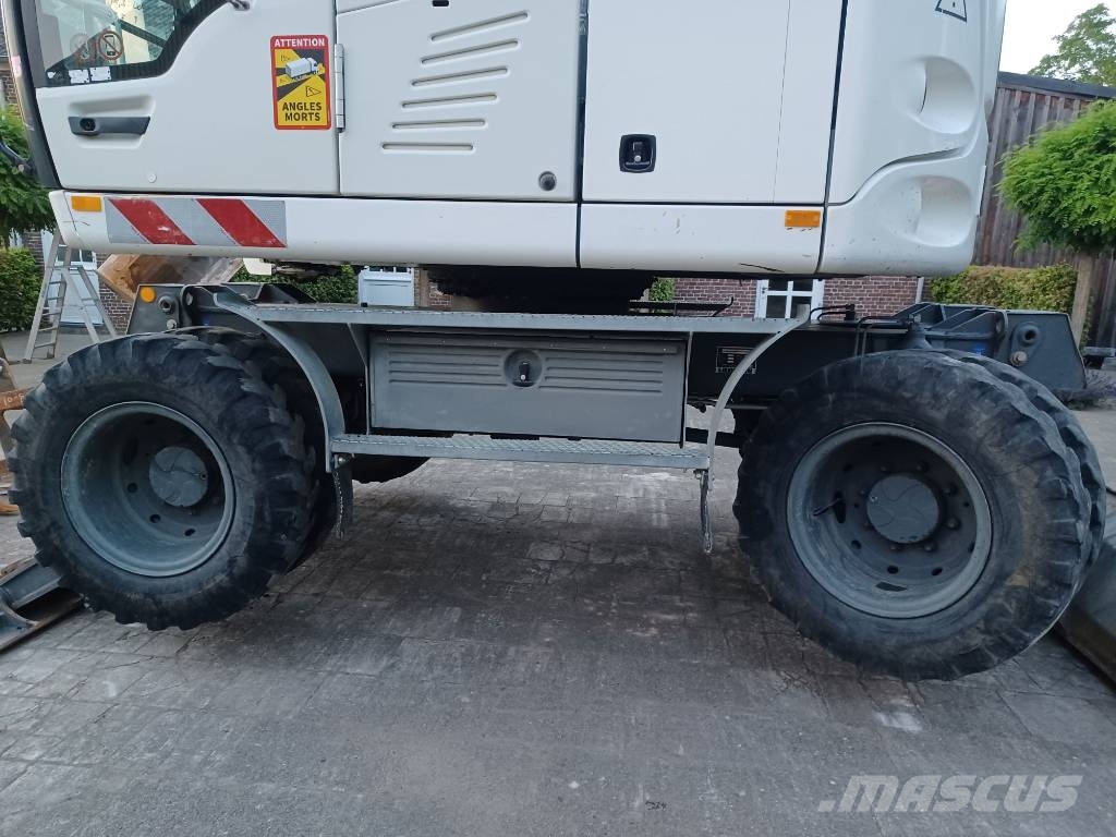 Liebherr A 912 Compact Litronic (4 buckets + forks) Wielgraafmachines