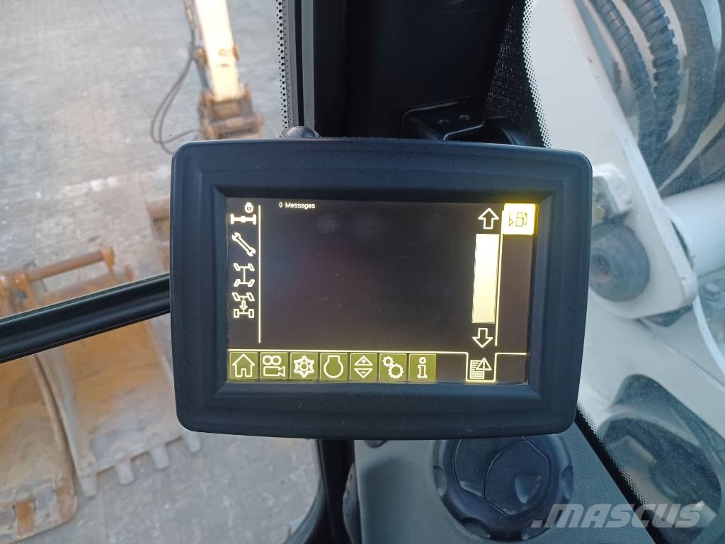 Liebherr A 912 Compact Litronic (4 buckets + forks) Wielgraafmachines