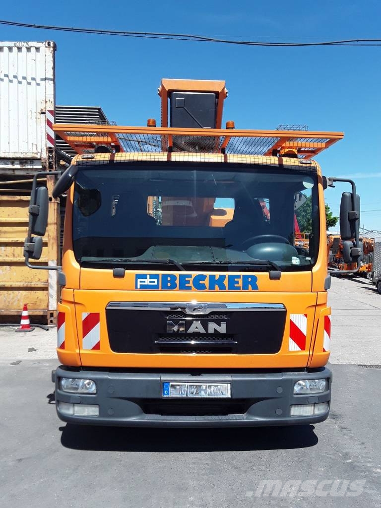 Ruthmann T 300 (01327) المنصات الهوائية المثبتة على شاحنة