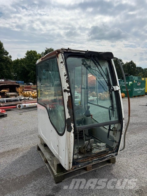 Liebherr R 904 C USED CAB كابينة والداخلية