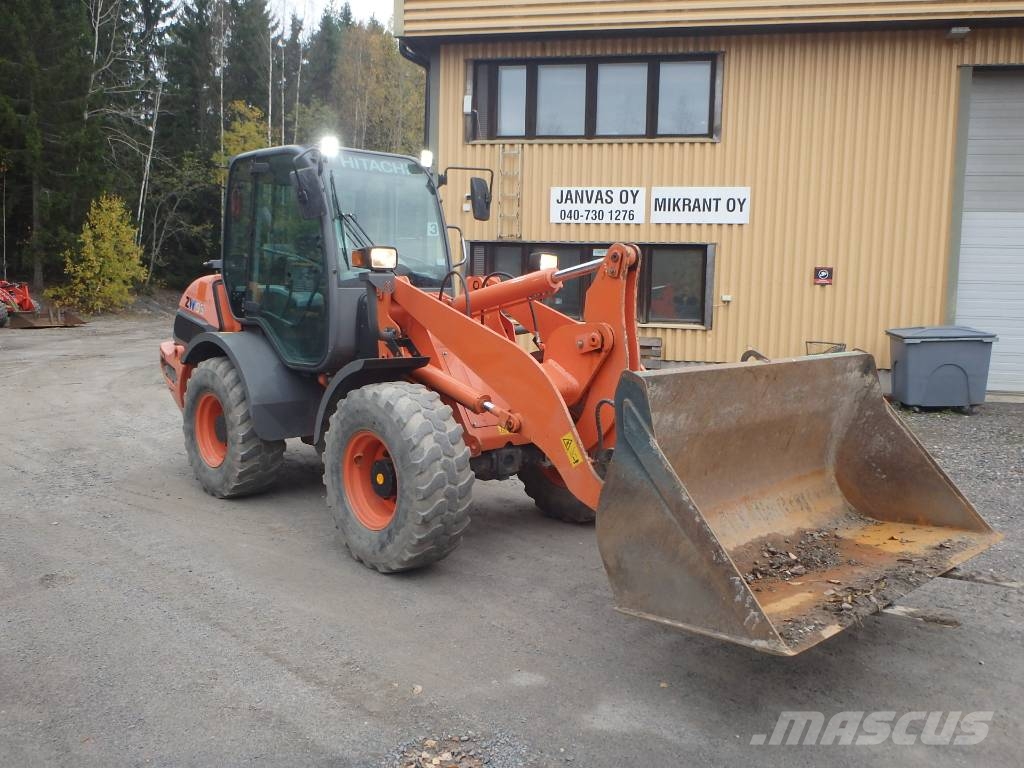 Hitachi ZW 95 4x4 Фронтальные погрузчики