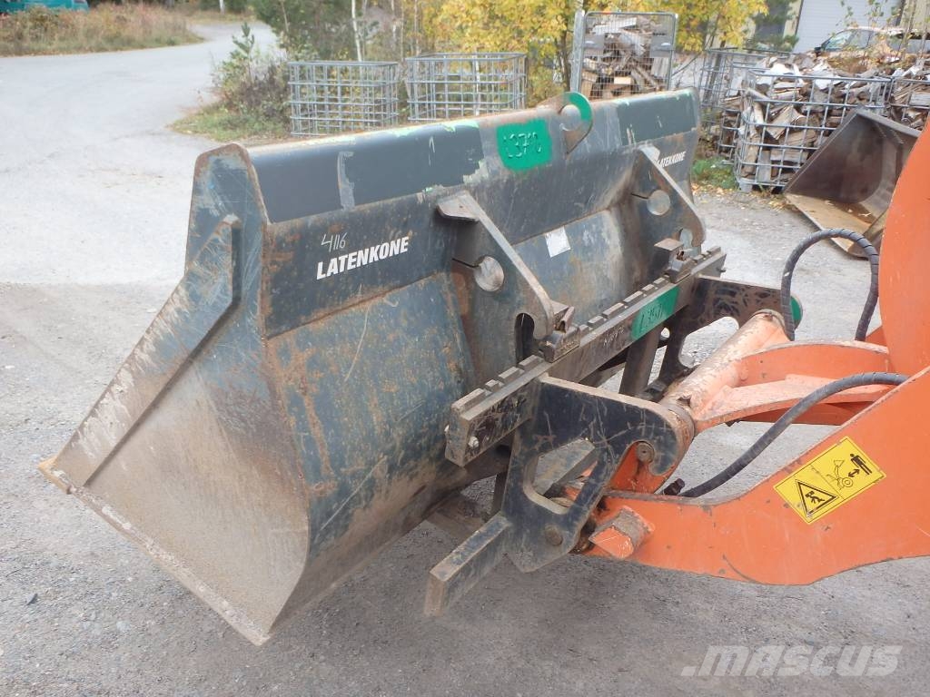 Hitachi ZW 95 4x4 Фронтальные погрузчики