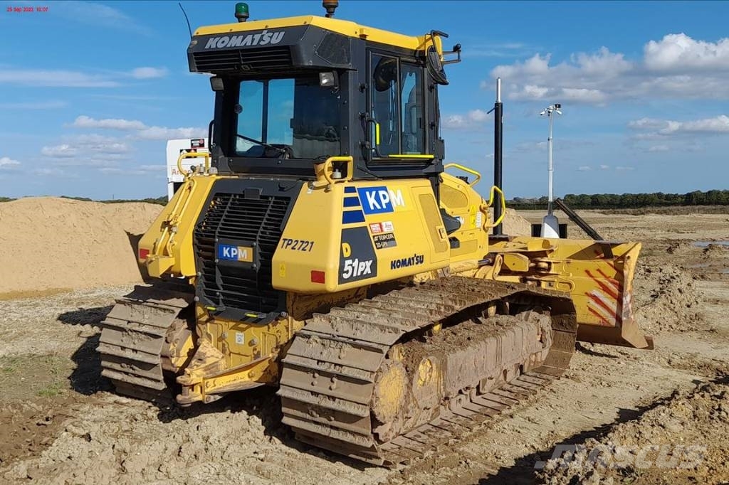 Komatsu D51 PX-24 Верижни булдозери