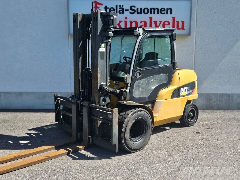 CAT DP50N Dieseltrukki 5t Dizelski viličarji