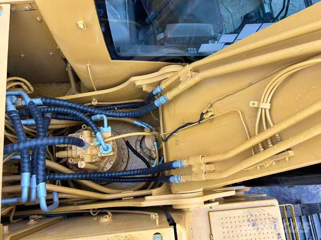 CAT 320 C L 履带挖掘机