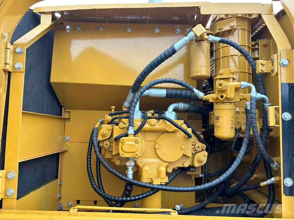 CAT 320 C L 履带挖掘机