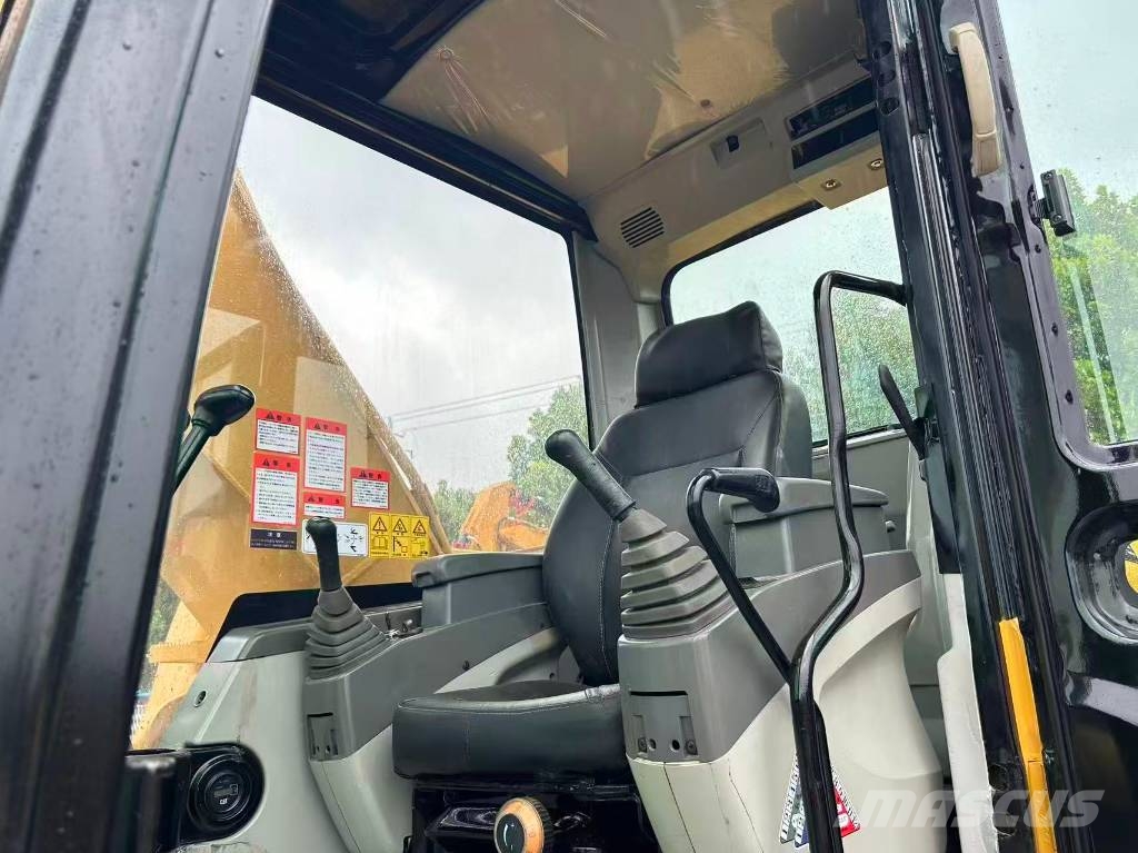 CAT 320 C L 履带挖掘机