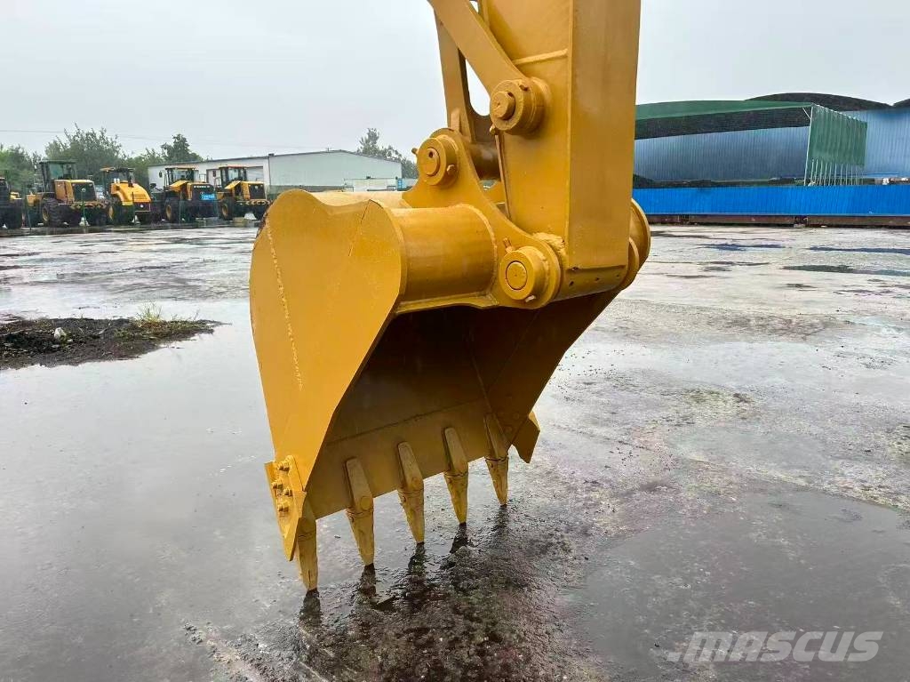 CAT 320 C L 履带挖掘机