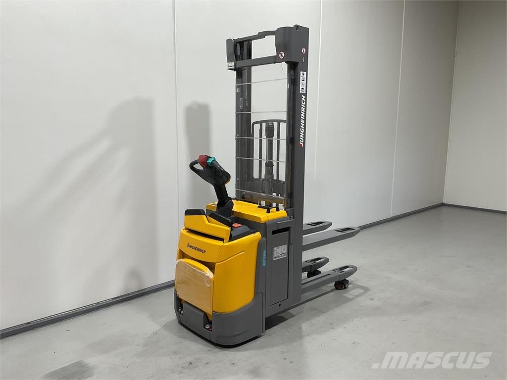 Jungheinrich ERC 220Z Selbstfahrstapler