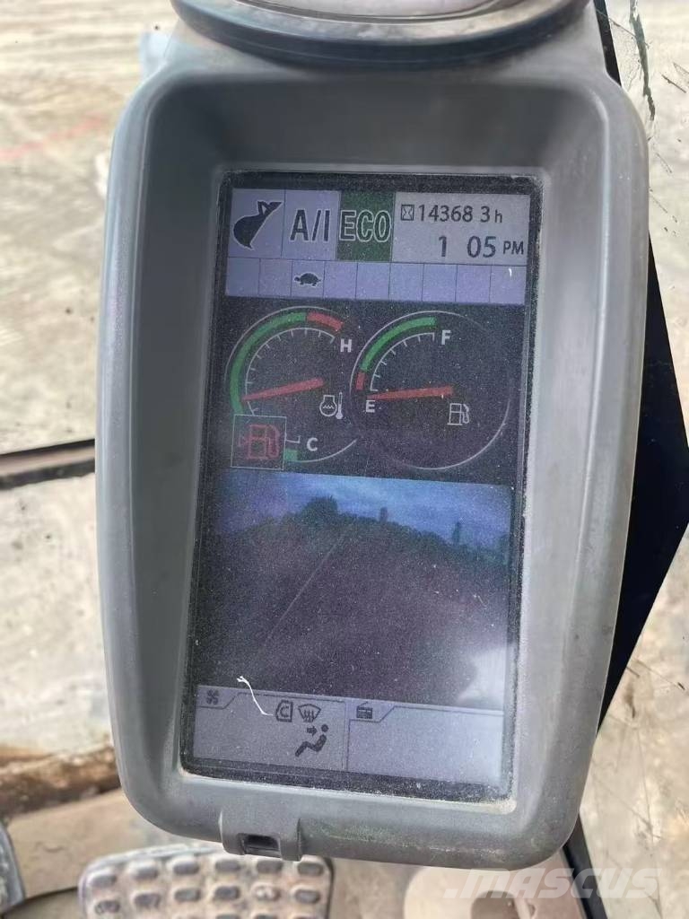 Hitachi ZX 200 Αμφίβιοι εκσκαφείς