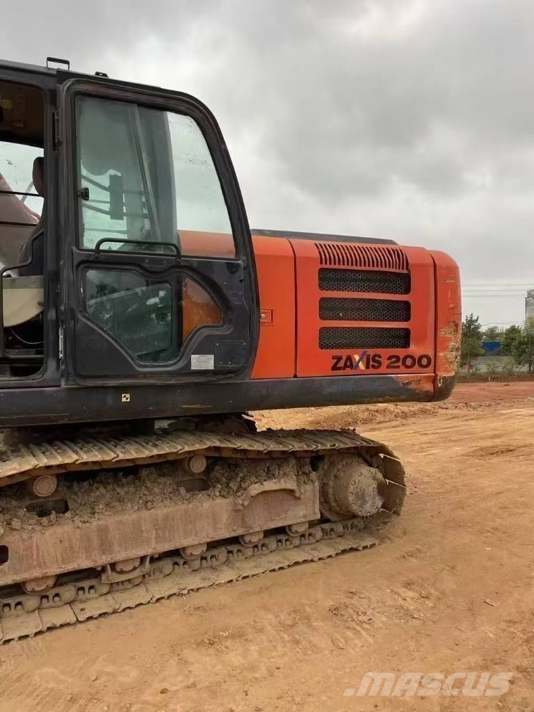 Hitachi ZX 200 Αμφίβιοι εκσκαφείς