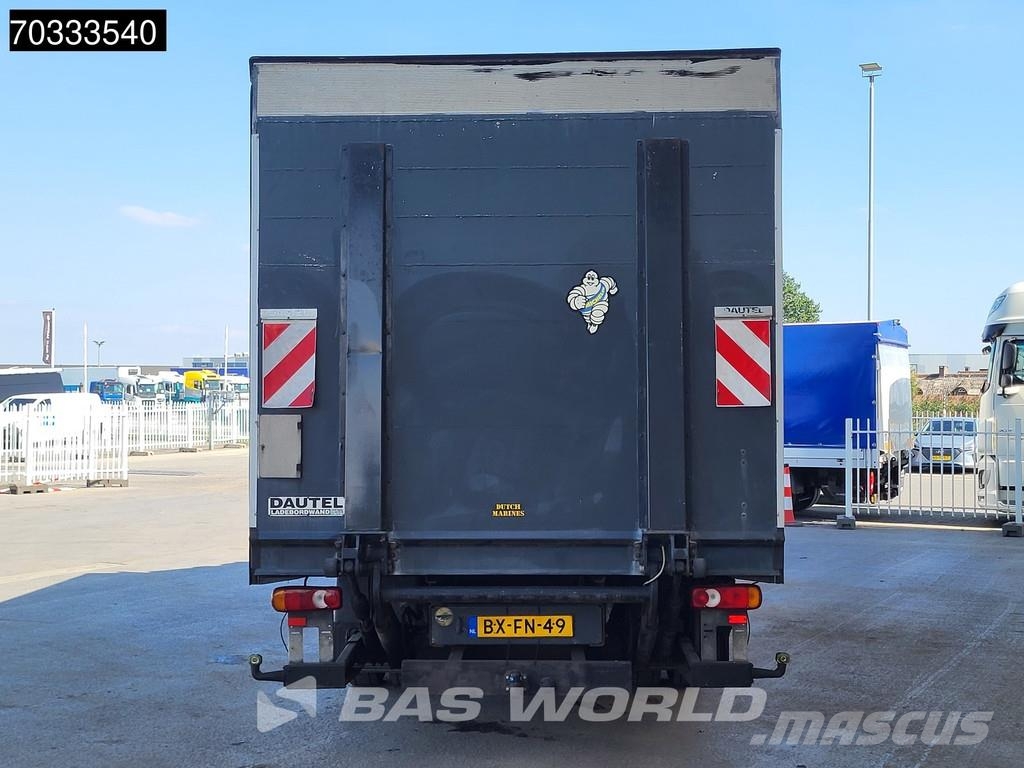 Renault Midlum 160 Midlum 4X2 7.5 tons NL Camper truck Liv Camiones con caja de remolque