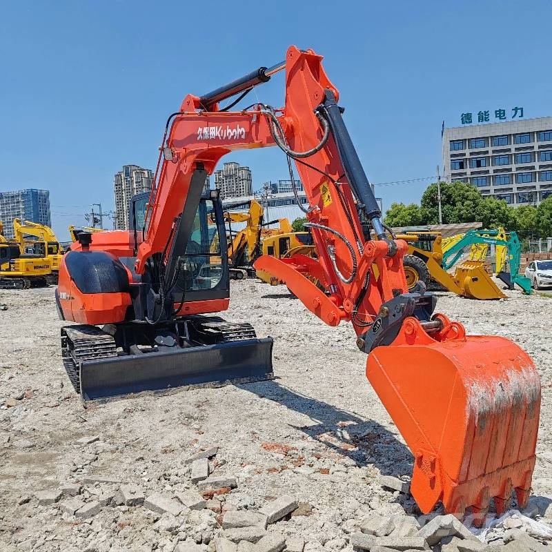 Kubota KX 183-3 Гусеничные экскаваторы