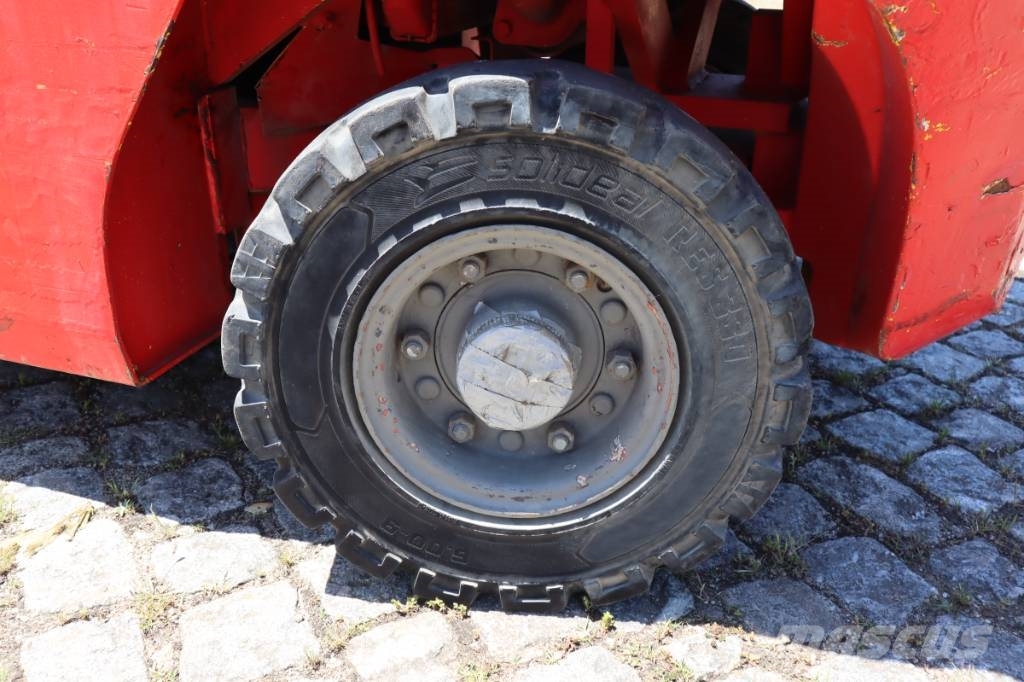 Nissan FD02A25Q 2500 kg Wózki Diesla
