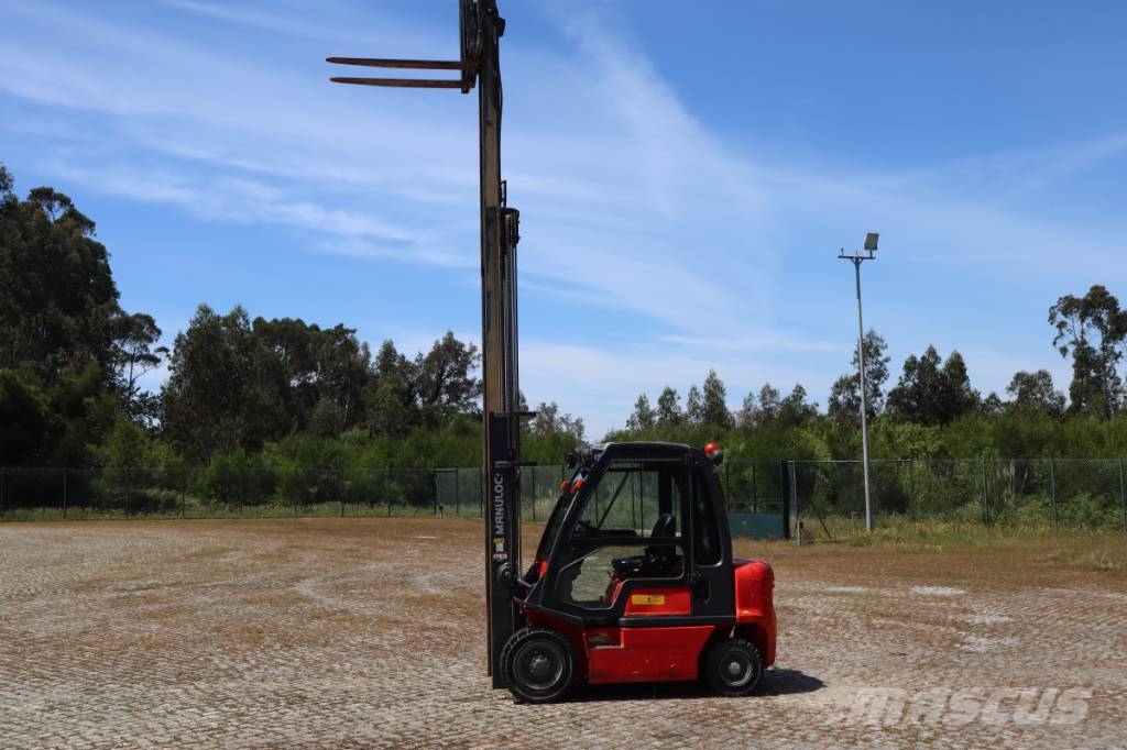 Nissan FD02A25Q 2500 kg Wózki Diesla