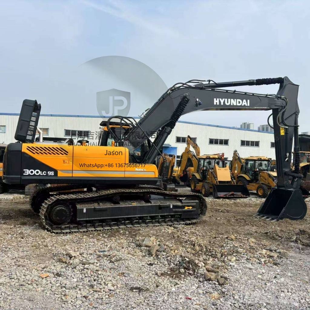 Hyundai Robex 300 LC-9S Kāpurķēžu ekskavatori