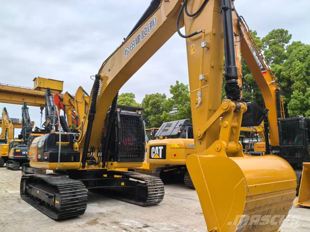 CAT 323 D 履带挖掘机