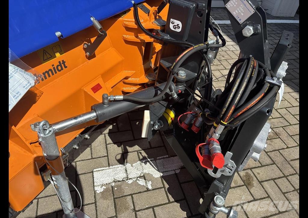 Aebi SCHMIDT CP2 Snow blades and plows