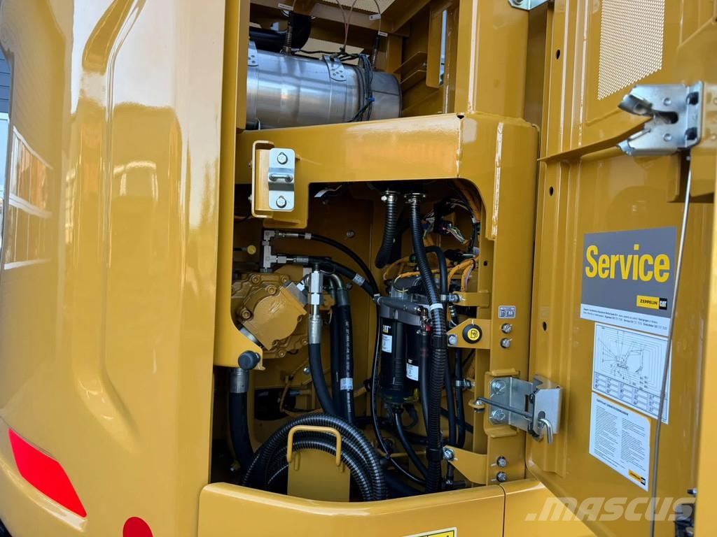 CAT 325 حفارات زحافة