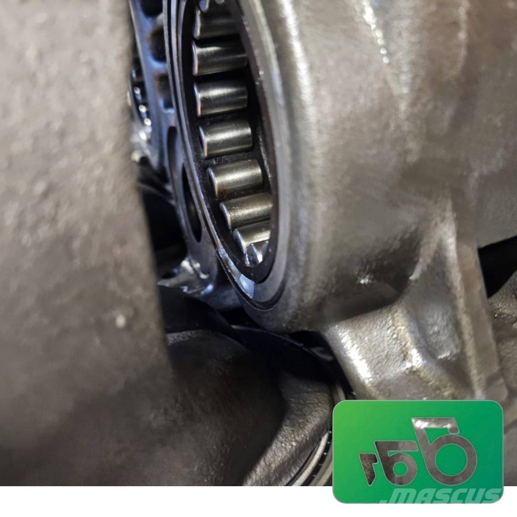 Fendt ML130 Vario gearbox housing M716101081120 Chassis
