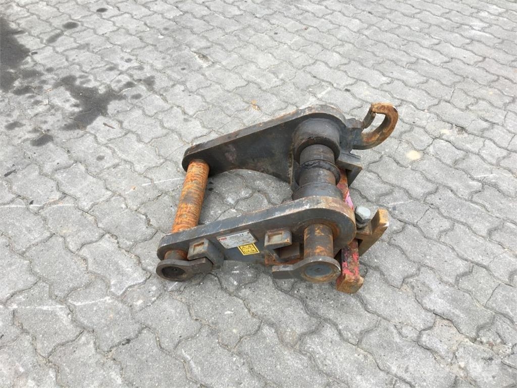SCHNELLWECHSELEINRICHTUNG Farm machinery
