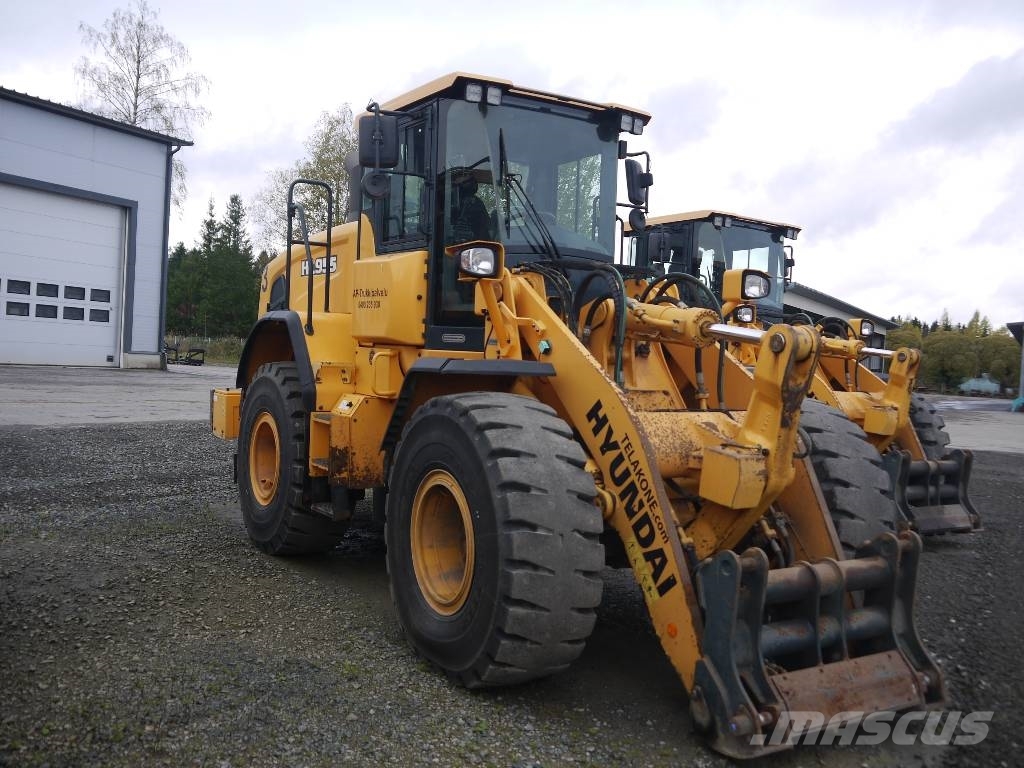 Hyundai HL955 لوادر بعجل