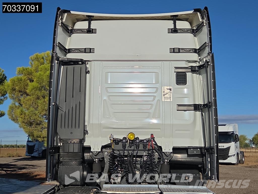 Iveco S-Way 500 S-Way 4X2 Retarder ITV 06-2027 2x Tanks Cabezas tractoras