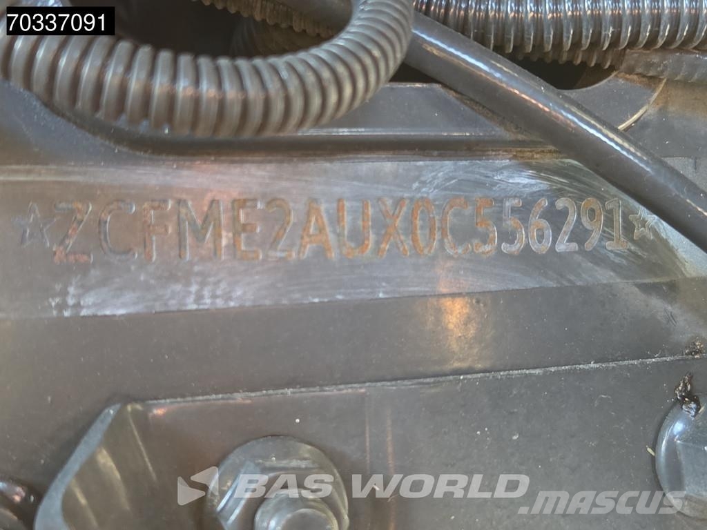 Iveco S-Way 500 S-Way 4X2 Retarder ITV 06-2027 2x Tanks Cabezas tractoras
