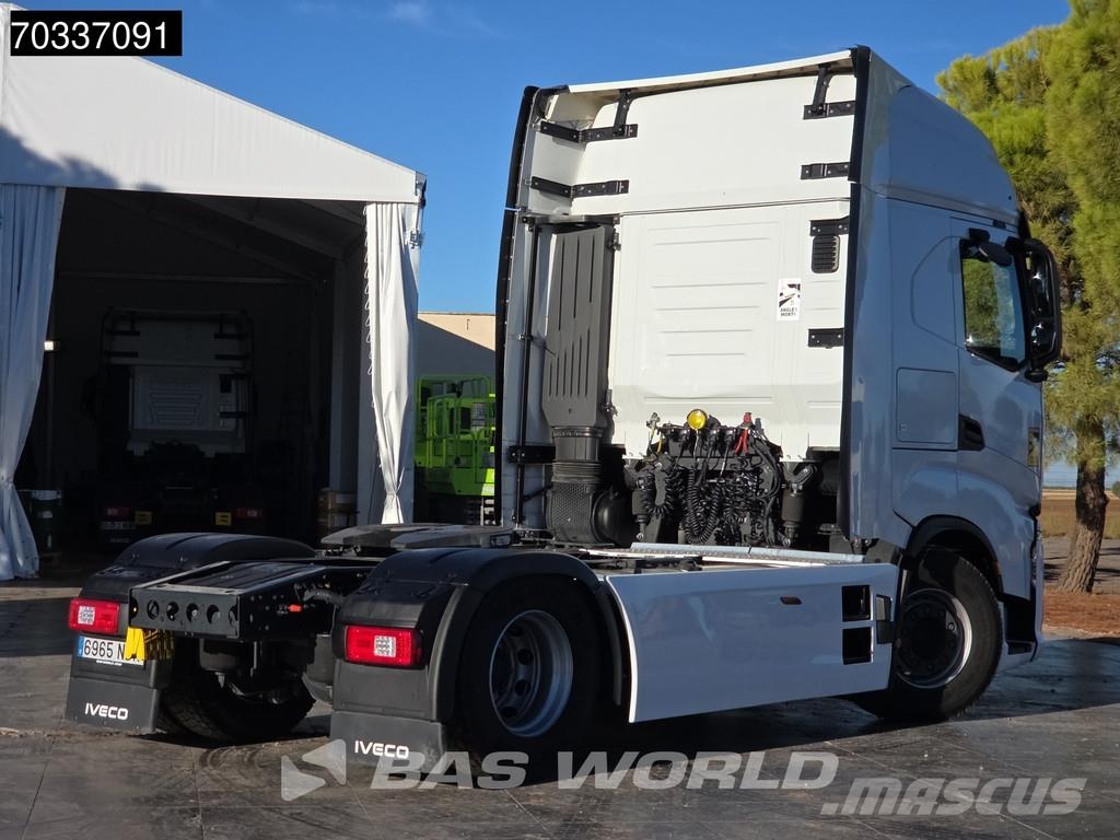 Iveco S-Way 500 S-Way 4X2 Retarder ITV 06-2027 2x Tanks Trekkvogner