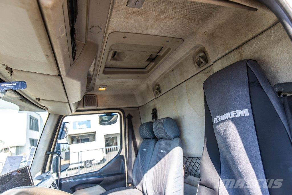 Volvo FL 250+DHOLLANDIA 2T. Umpikorikuorma-autot