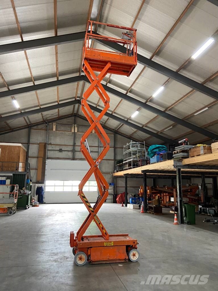 SkyJack SJ 3219 schaar hoogwerker 8 meter رافعات مقصية الشكل