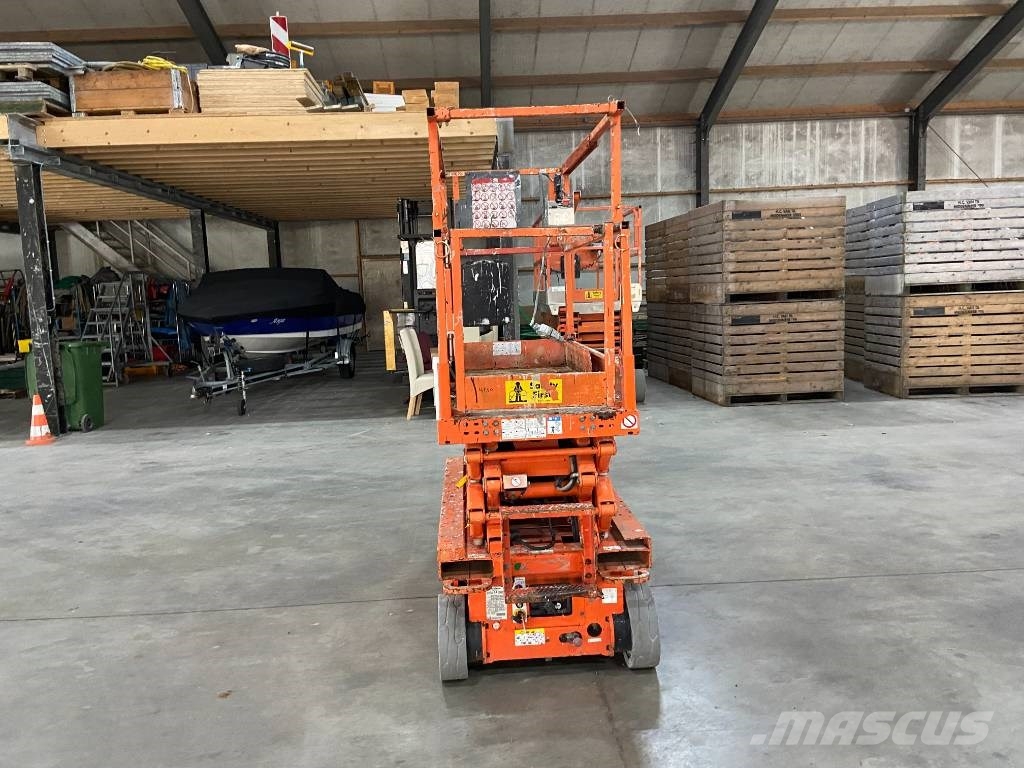 SkyJack SJ 3219 schaar hoogwerker 8 meter رافعات مقصية الشكل