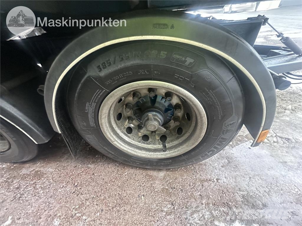 Ekeri S8-D مقطورات ذات هيكل صندوقي