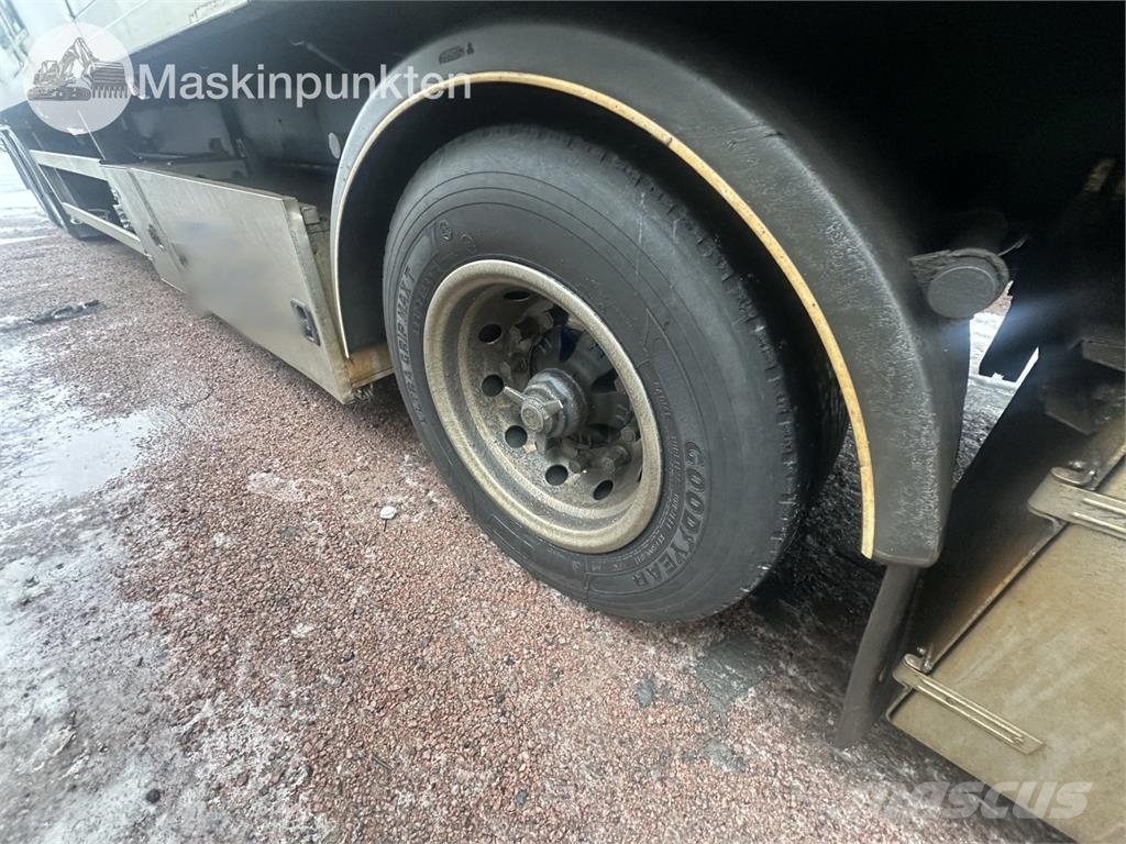 Ekeri S8-D مقطورات ذات هيكل صندوقي