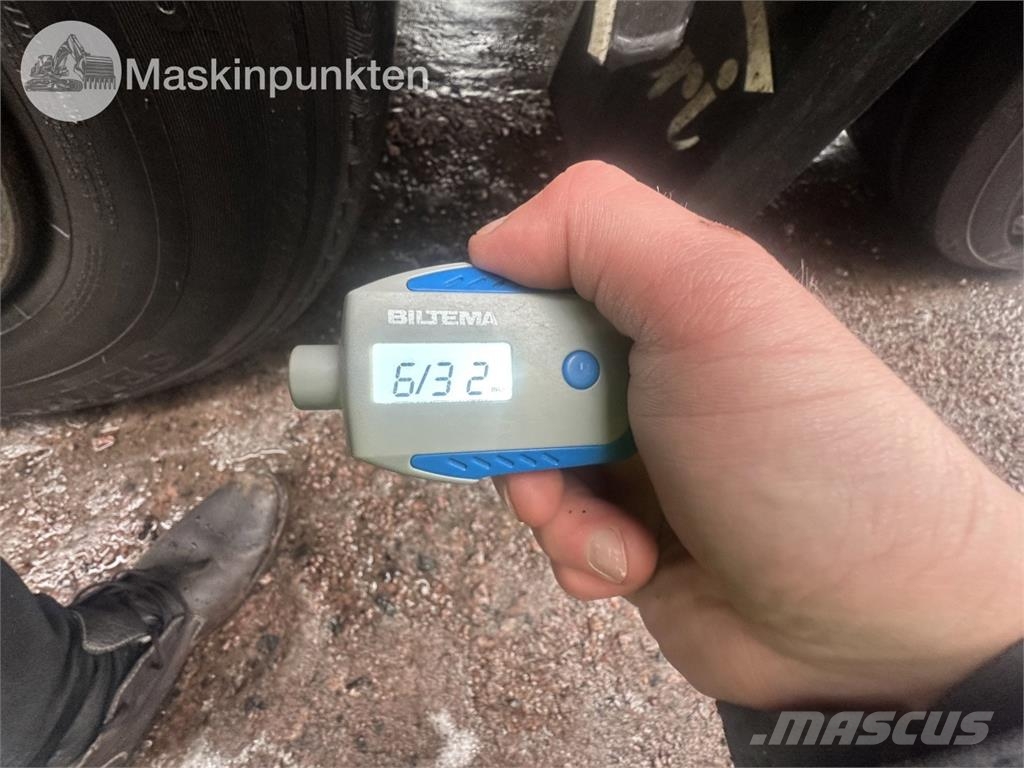 Ekeri S8-D مقطورات ذات هيكل صندوقي