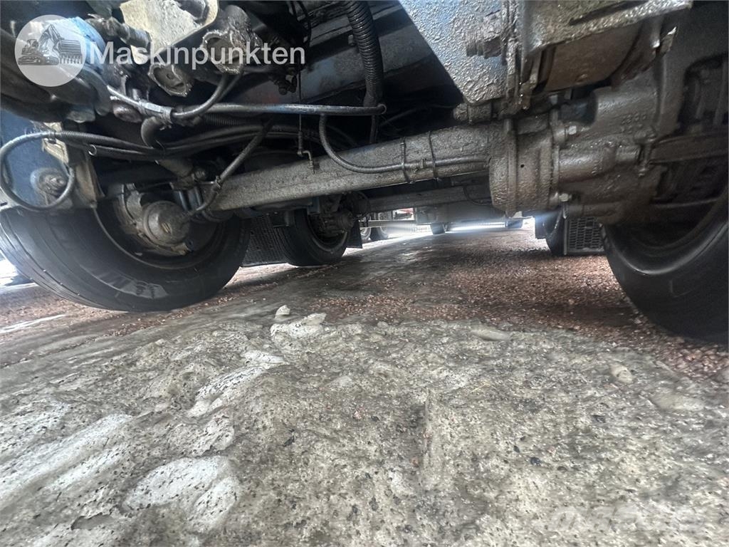 Ekeri S8-D مقطورات ذات هيكل صندوقي