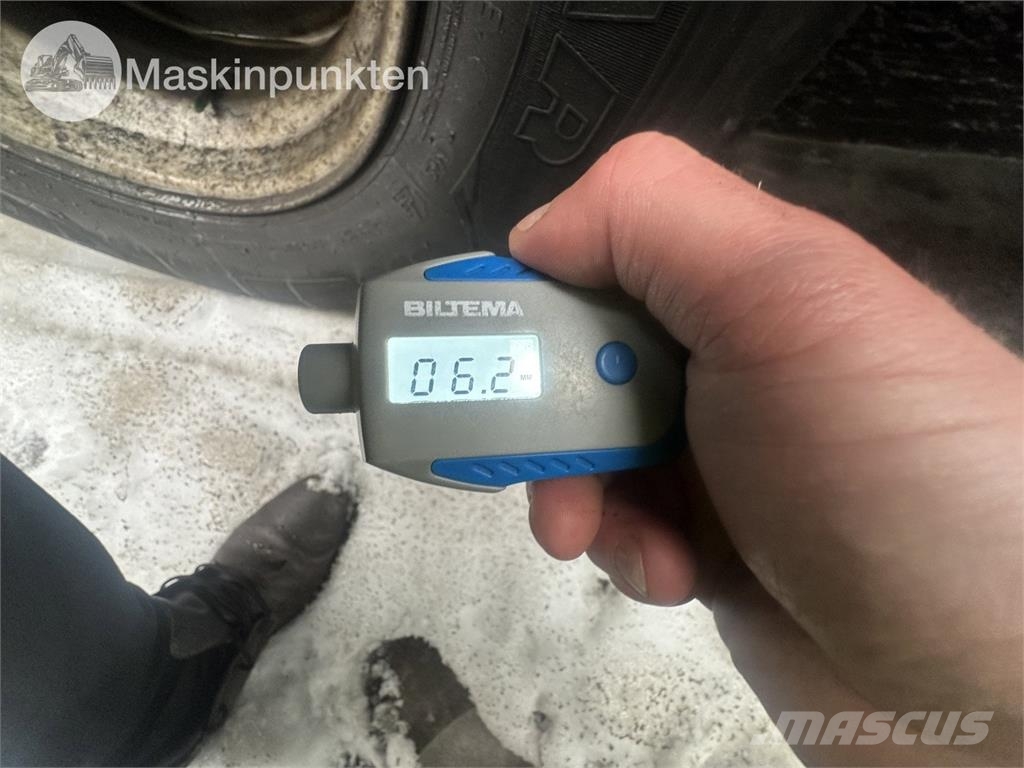 Ekeri S8-D مقطورات ذات هيكل صندوقي