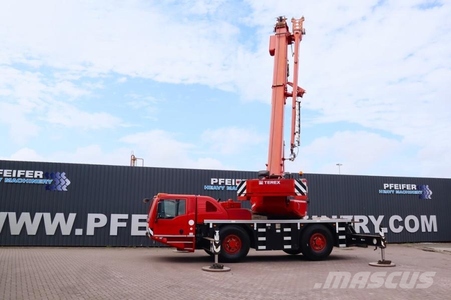 Terex AC40/2L Diesel, 4x4 Drive And 4-Wheel Steering, 40 رافعات صالحة لكل أنواع الطرق