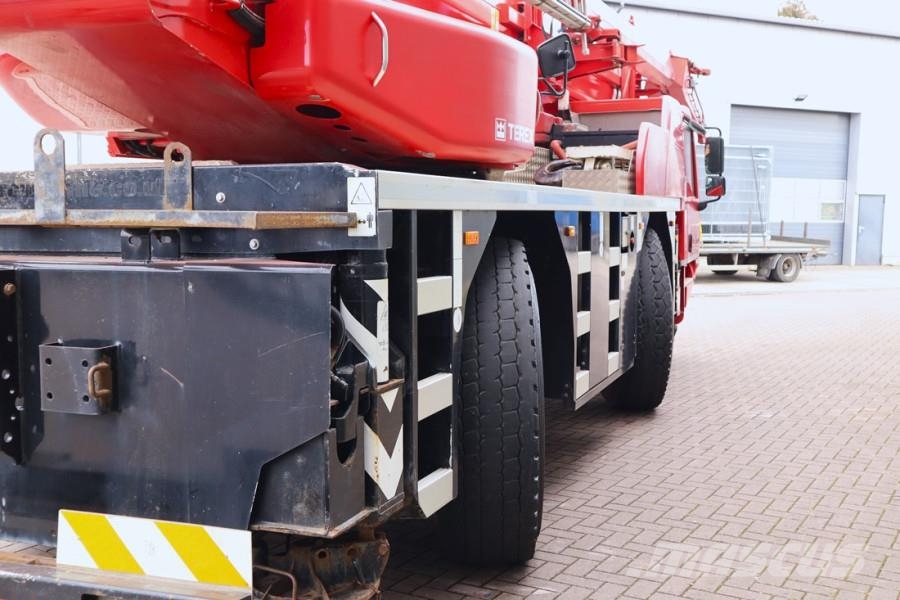 Terex AC40/2L Diesel, 4x4 Drive And 4-Wheel Steering, 40 Yol-Arazi Tipi Vinçler (AT)