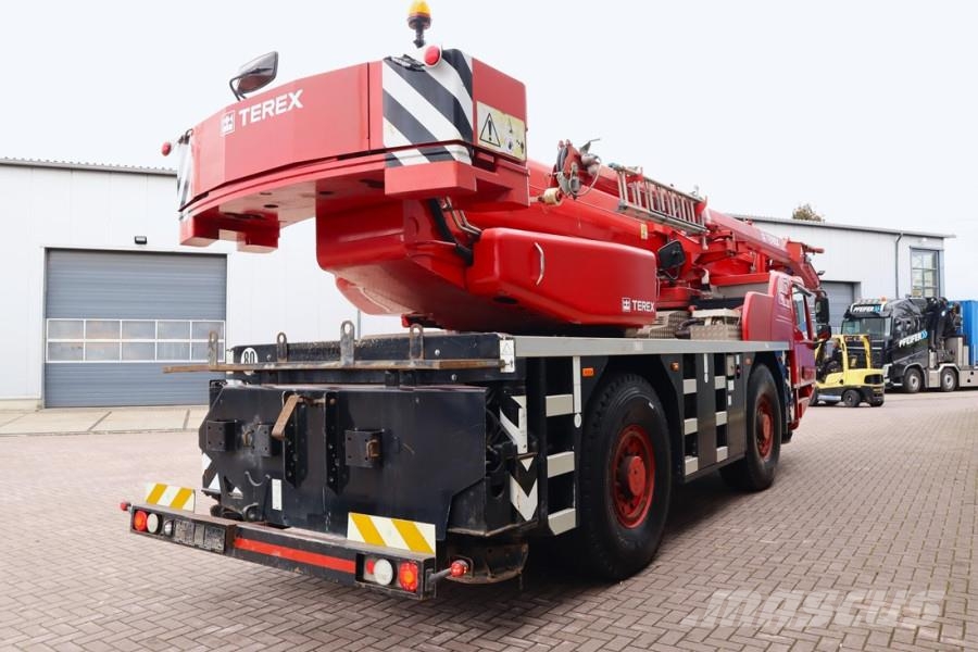 Terex AC40/2L Diesel, 4x4 Drive And 4-Wheel Steering, 40 Yol-Arazi Tipi Vinçler (AT)