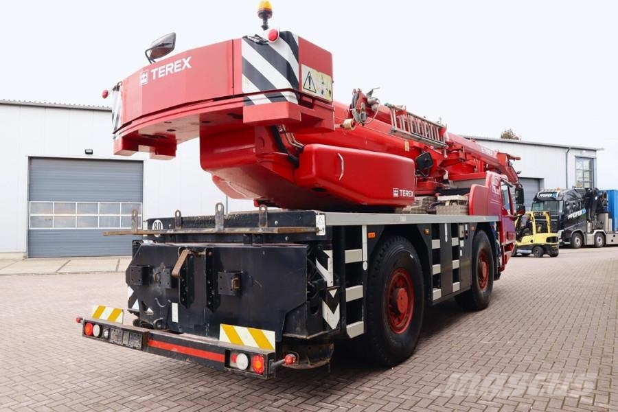 Terex AC40/2L Diesel, 4x4 Drive And 4-Wheel Steering, 40 رافعات صالحة لكل أنواع الطرق