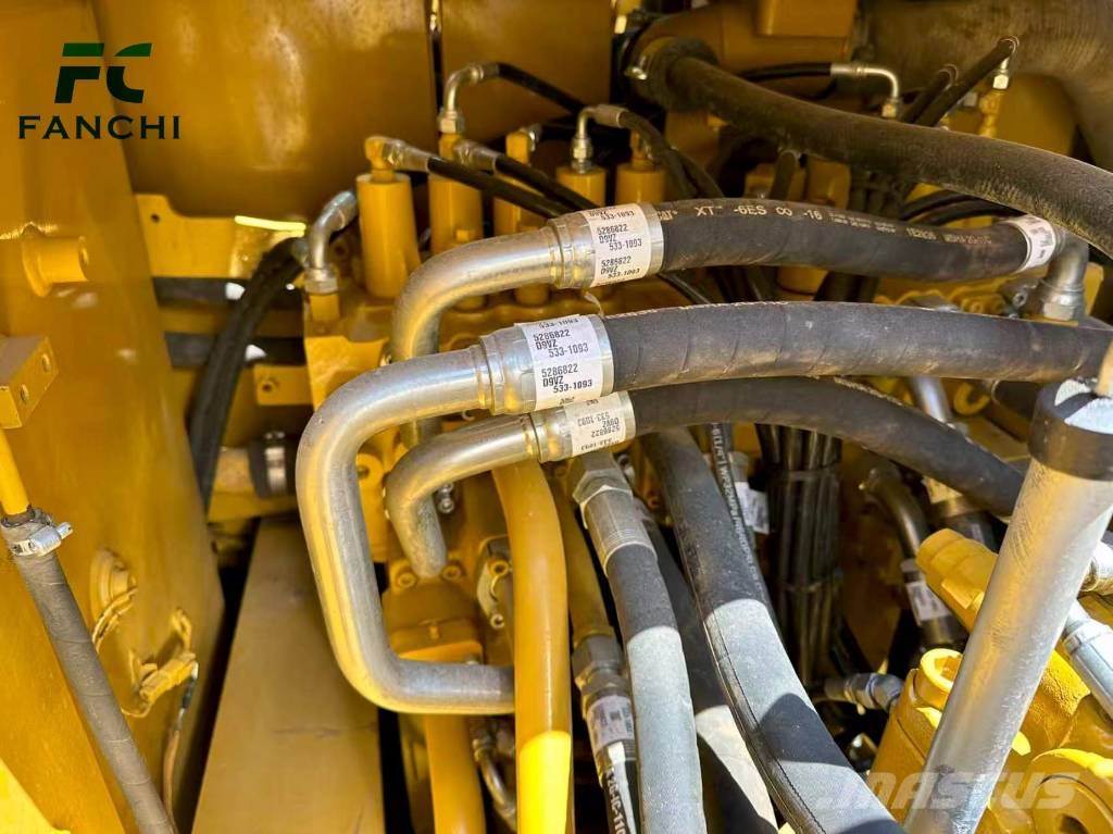 CAT 329D2L Bagri goseničarji