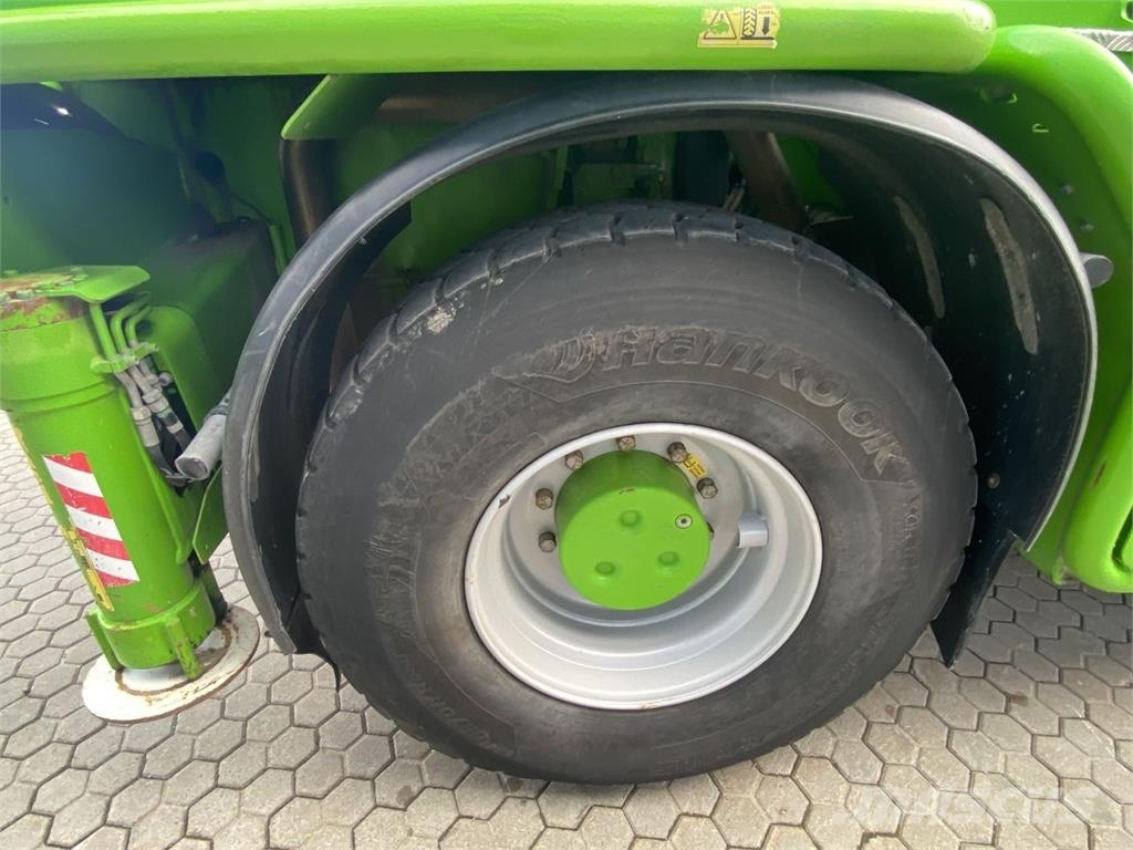 Merlo ROTO 50.30S PLUS Teleskoplastare