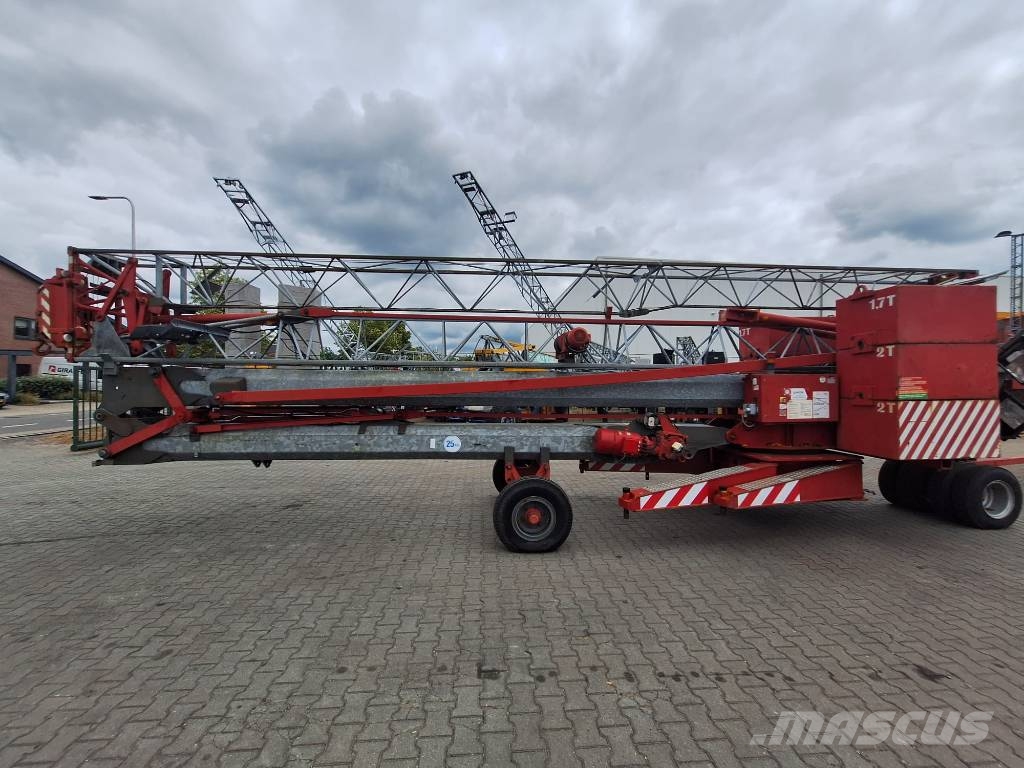 Potain HD 16 B Self erecting cranes