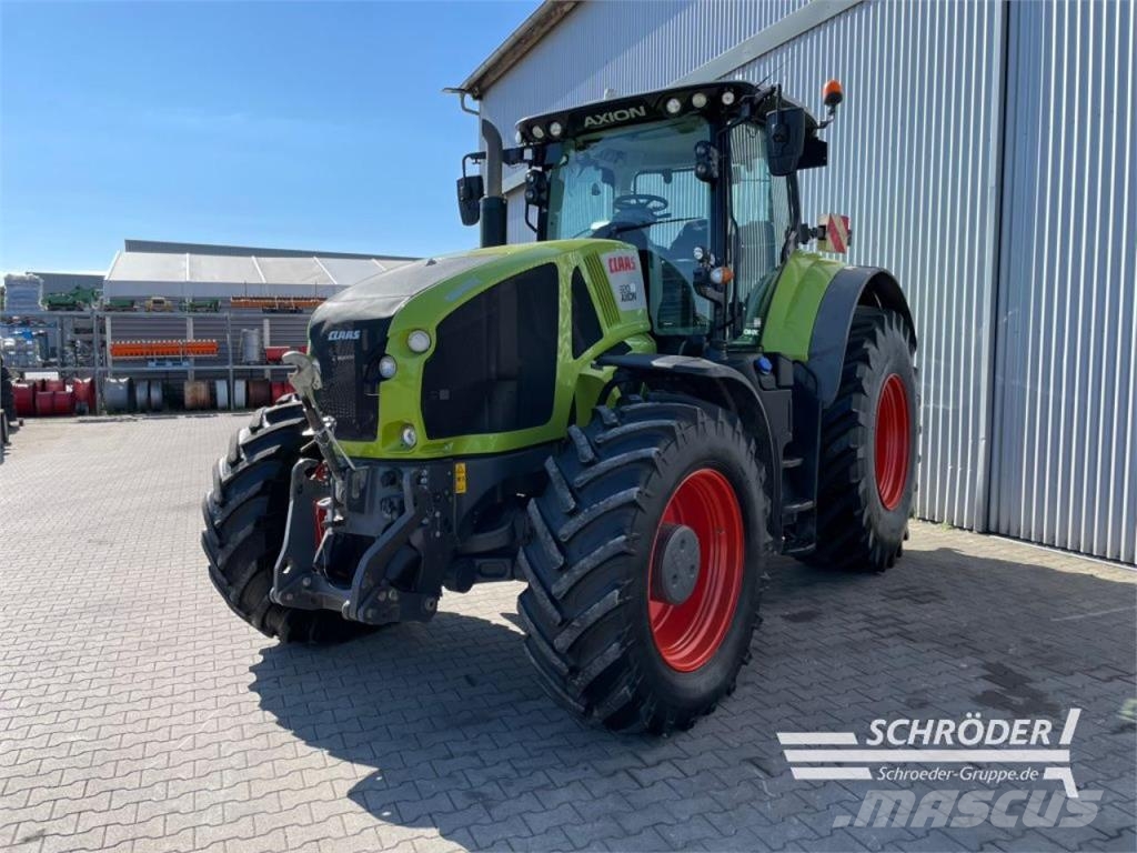 CLAAS AXION 920 CMATIC Tractors