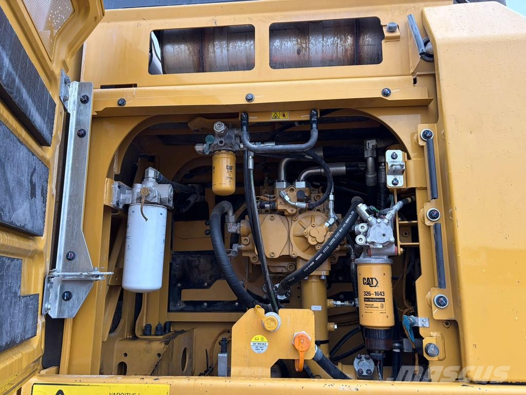 CAT 352F Excavadoras de cadenas
