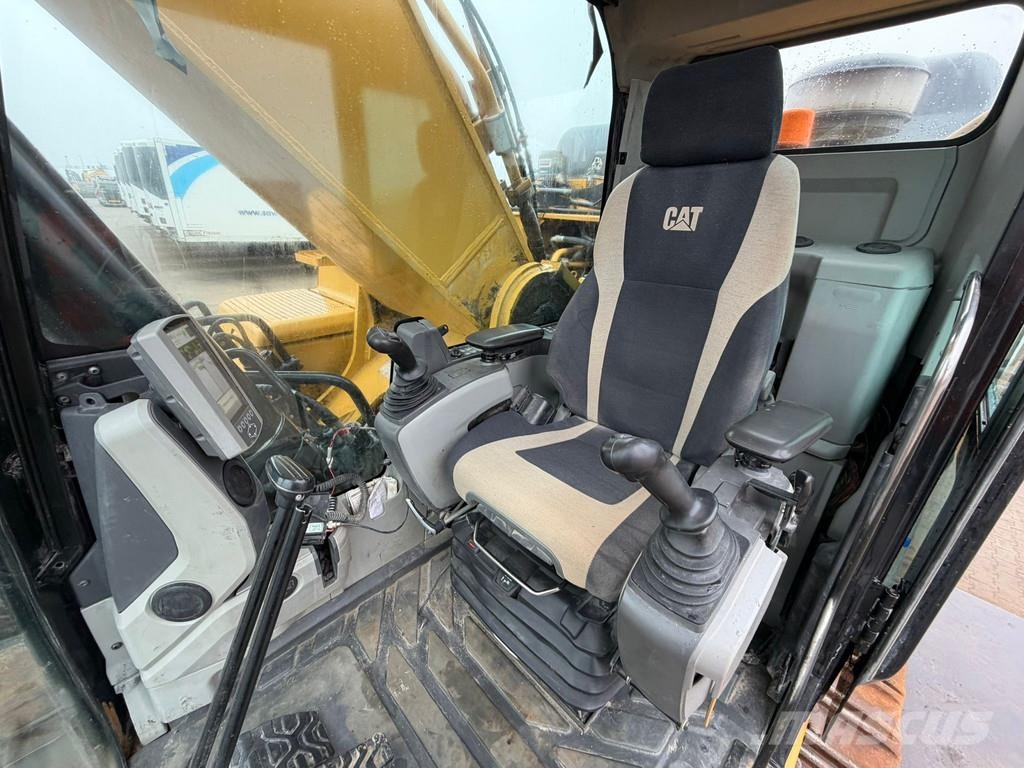 CAT 352F Excavadoras de cadenas
