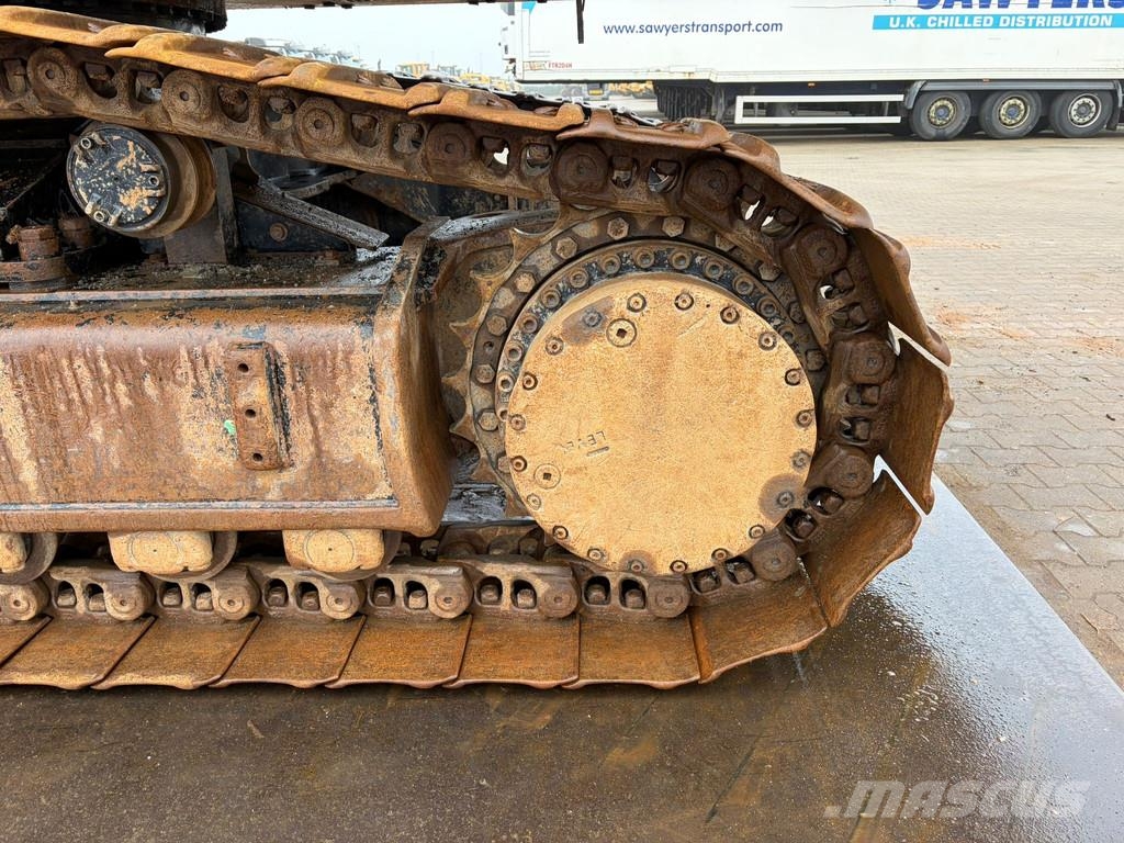 CAT 352F Koparki gąsienicowe