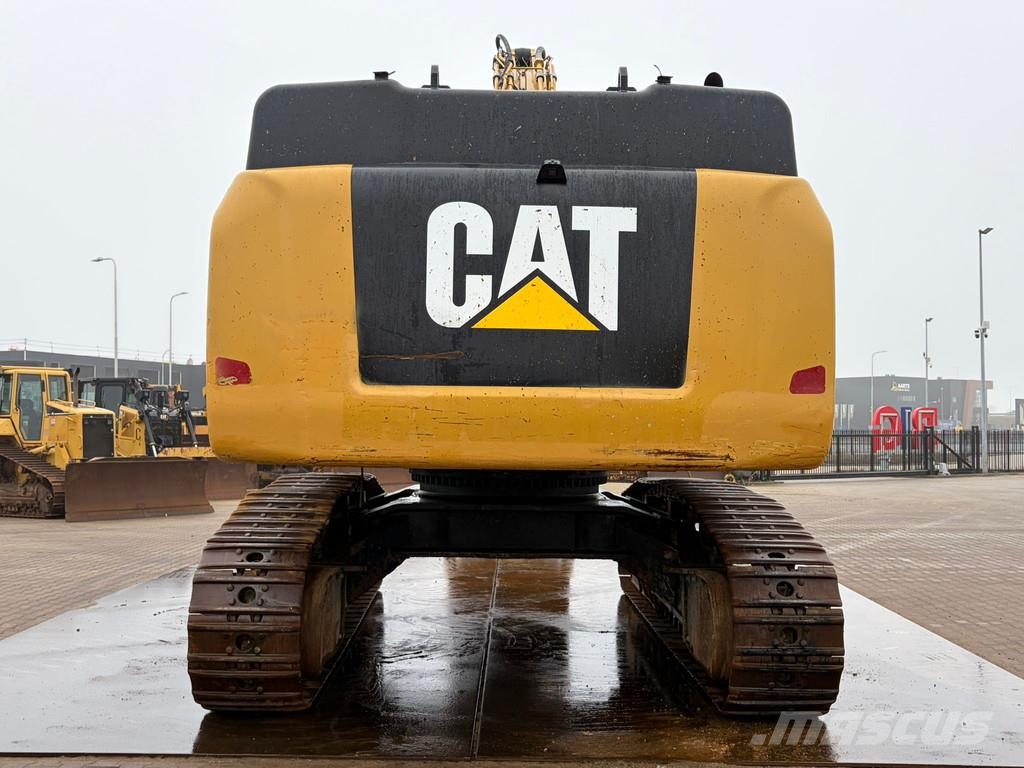 CAT 352F Excavadoras de cadenas